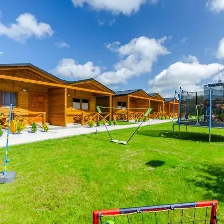 Letniskowe Sloneczna Przystan 롯지 *